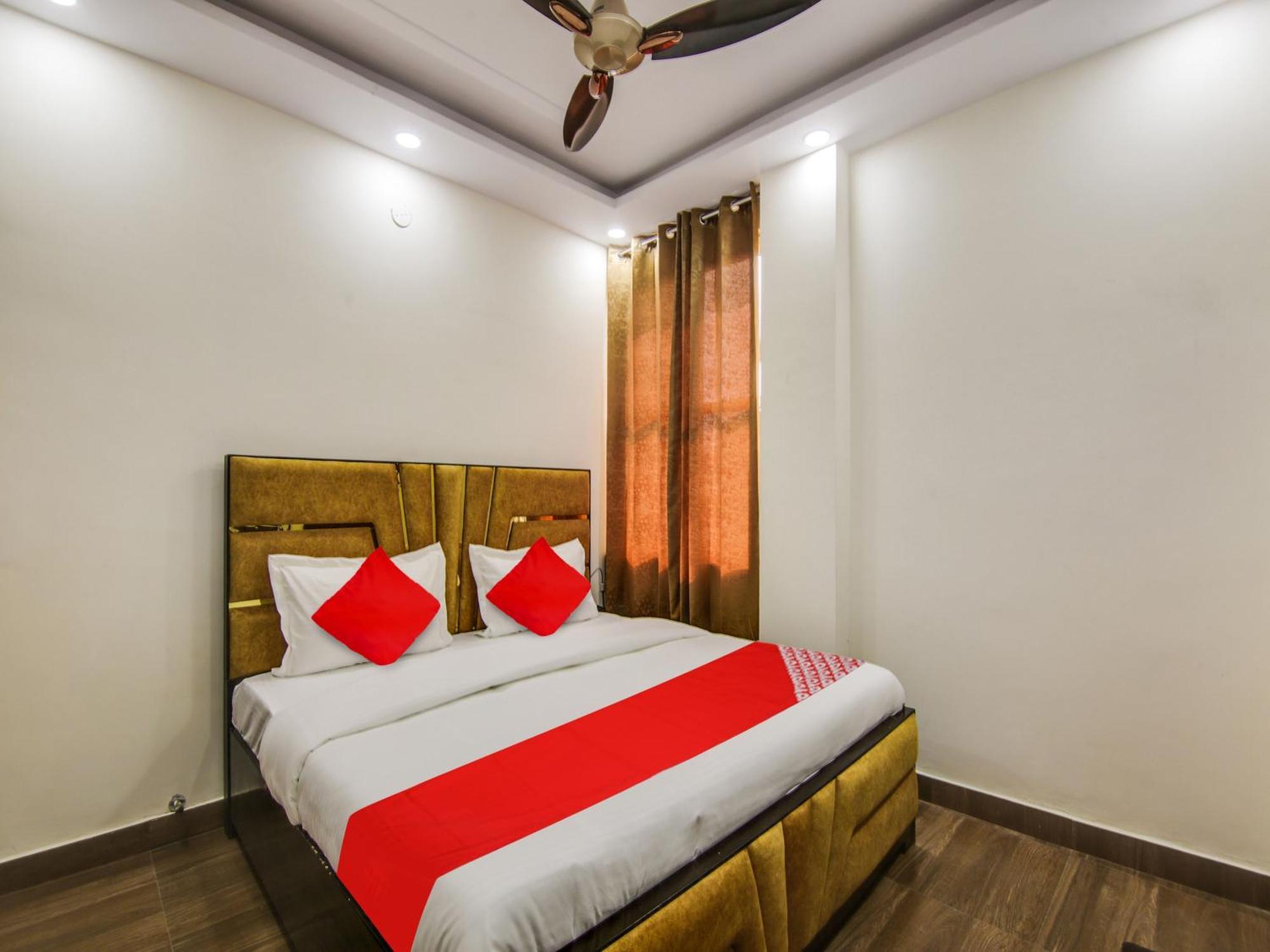 Hotel O Ar Residency Дели Экстерьер фото