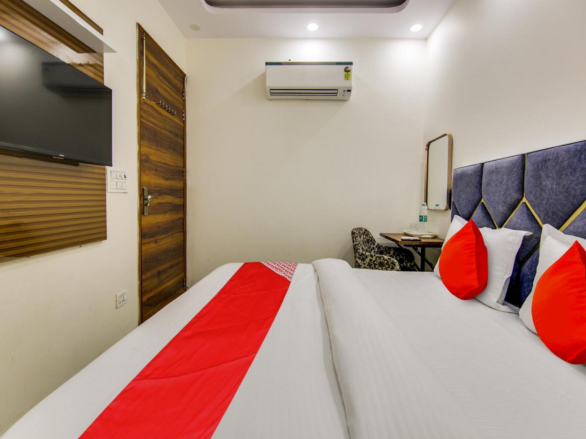 Hotel O Ar Residency Дели Экстерьер фото